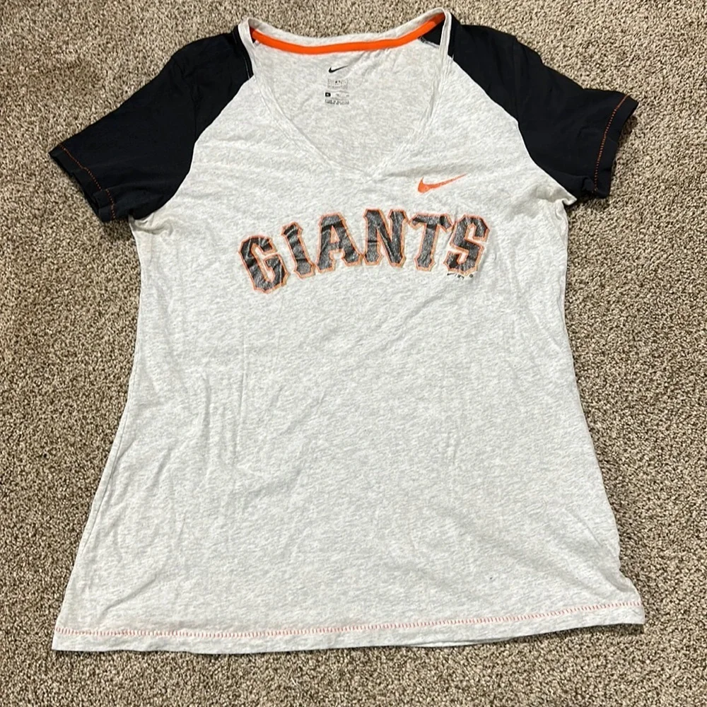 Women’s San Francisco Giants Nike t shirt